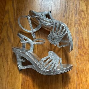 Silver sparkle heels